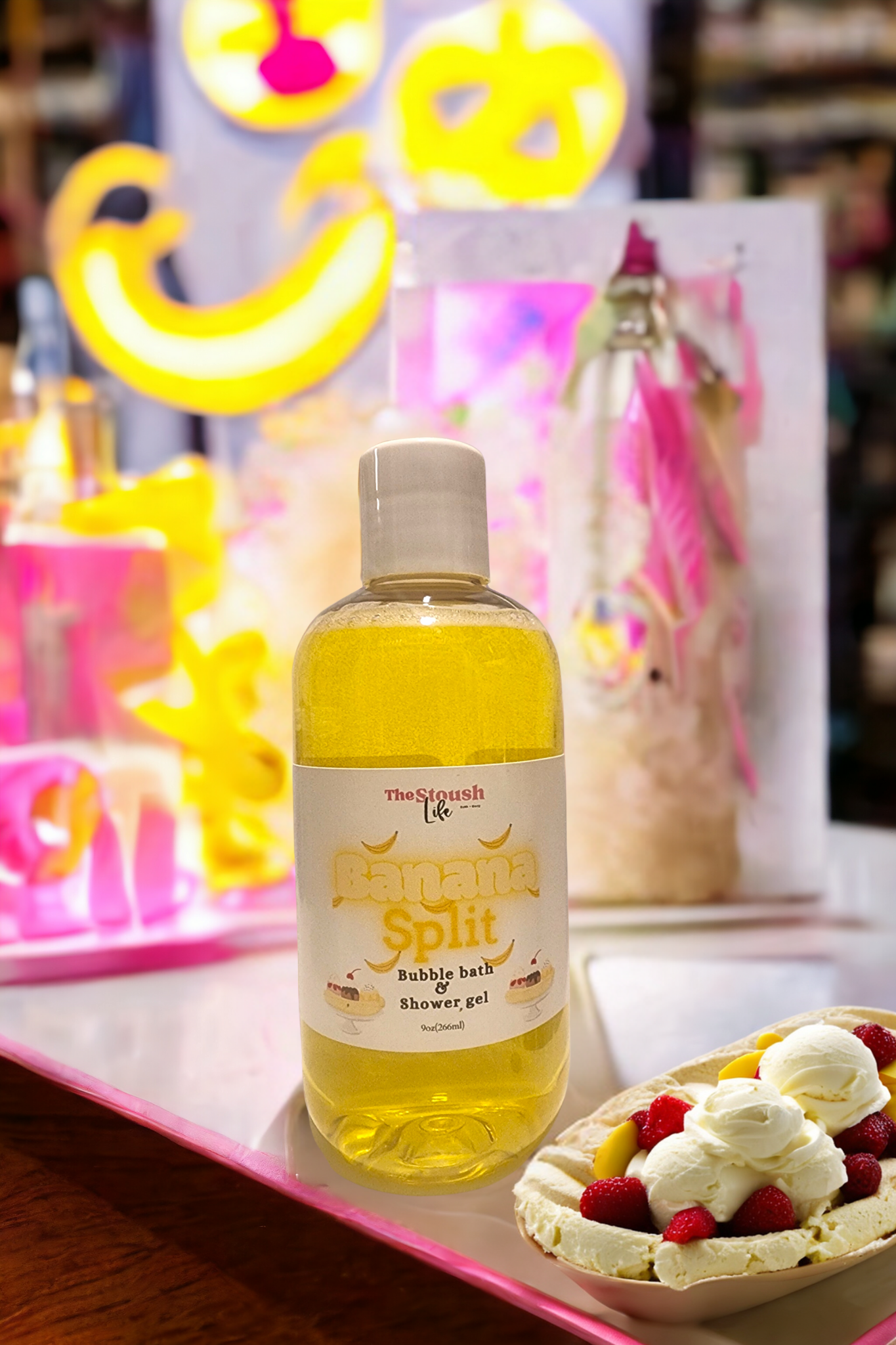 Banana split shower gel